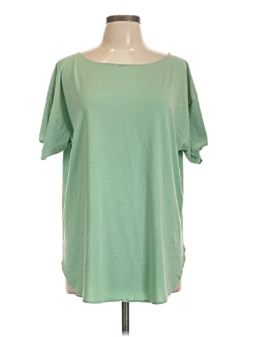 Uniqlo Short Sleeve T-Shirt (view 1)