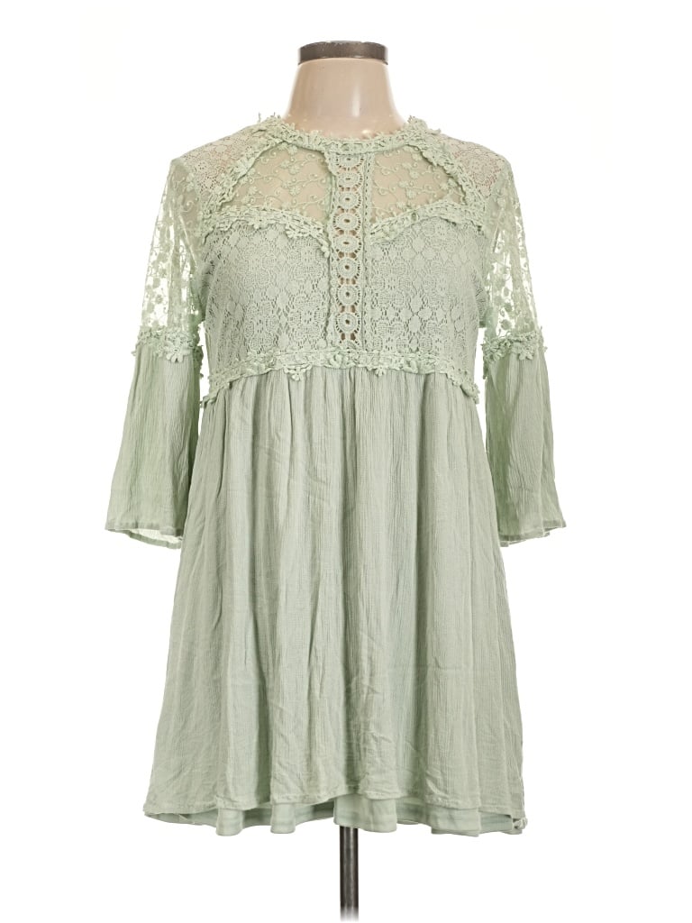 Pre-owned Umgee 3/4 Sleeve Blouse In Green