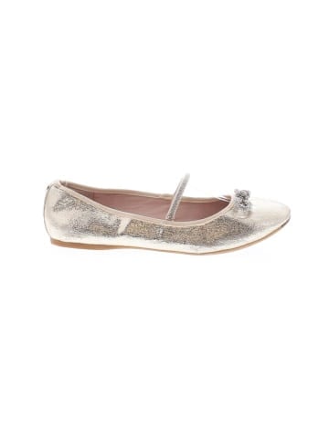 Nina Flats (view 1)