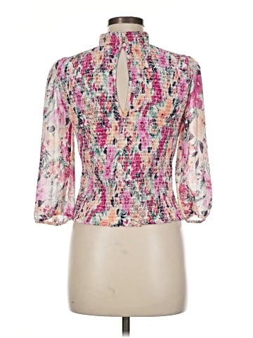 Socialite 3/4 Sleeve Blouse (view 2)