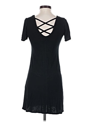 Olivia Rae Casual Dress (view 2)