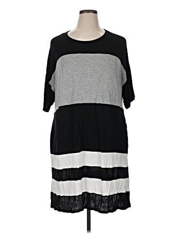 Simply Vera Vera Wang Casual Dress (view 1)