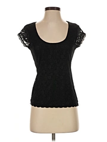 Victoria's Secret Short Sleeve T-Shirt (view 1)