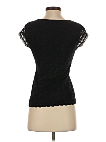 Victoria's Secret Short Sleeve T-Shirt (view 2)