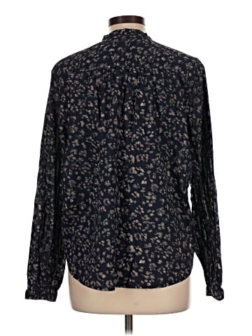 Gap Long Sleeve Button-Down Shirt (view 2)