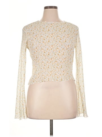 DAZY Long Sleeve Top (view 1)