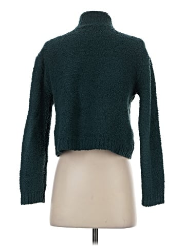 Kendall & Kylie Fleece (view 2)