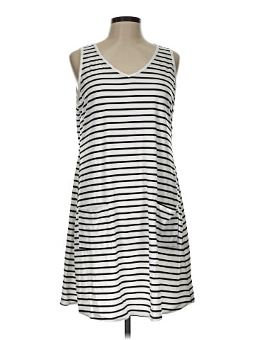 Ofeefan Casual Dress (view 1)