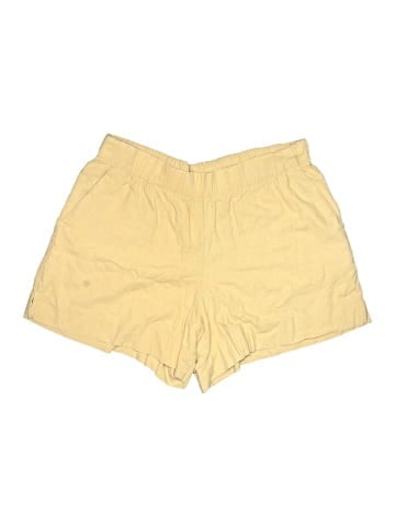 Gap Shorts (view 1)