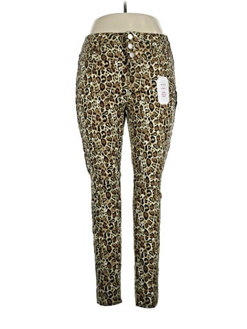 No Boundaries Casual Pants (view 1)