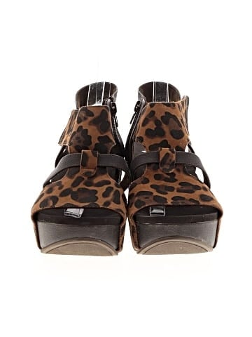 Yellow Box Wedges (view 2)