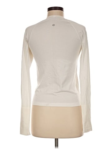 Lululemon Athletica Long Sleeve T-Shirt (view 2)
