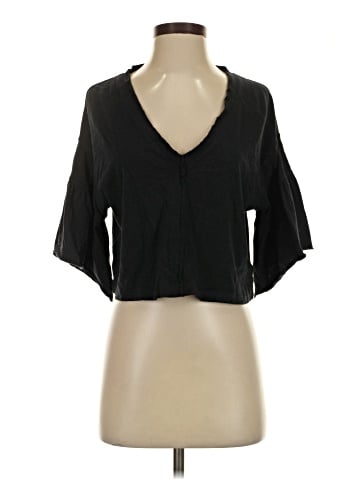 Urban Outfitters 3/4 Sleeve T-Shirt (view 1)
