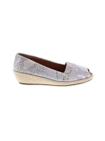 Gentle Souls by Kenneth Cole Wedges (view 1)