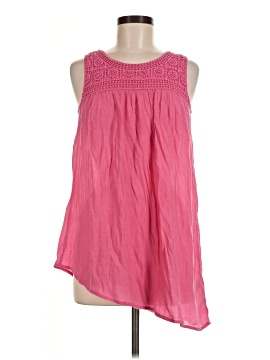 Neiman Marcus Sleeveless Blouse