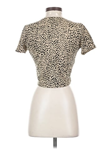 Brandy Melville Short Sleeve T-Shirt (view 2)