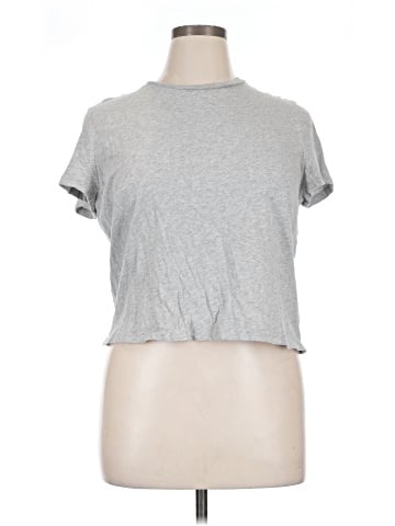 Gap Short Sleeve T-Shirt (view 1)