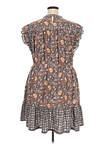 Universal Thread Casual Dress (view 2)