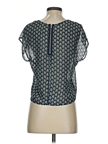 Delia's Short Sleeve Blouse (view 2)