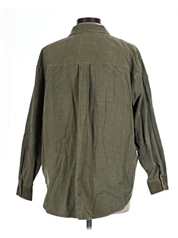 Wild Fable Long Sleeve Button-Down Shirt (view 2)