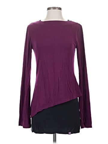 Zobha Long Sleeve T-Shirt (view 1)