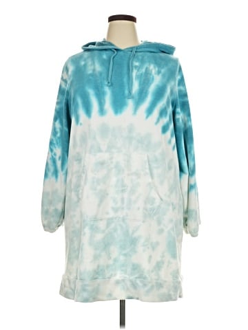 LIVI Pullover Hoodie (view 1)