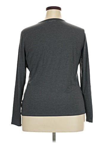 Fabletics 3/4 Sleeve T-Shirt (view 2)