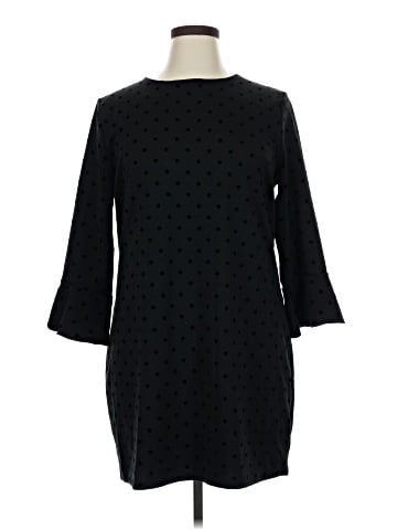 Old Navy Casual Dress (view 1)