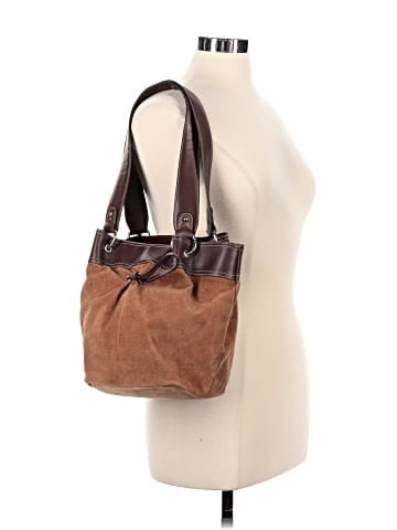 Wilsons Leather Leather Bucket Bag (view 2)