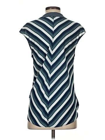 Trouve Sleeveless T-Shirt (view 2)