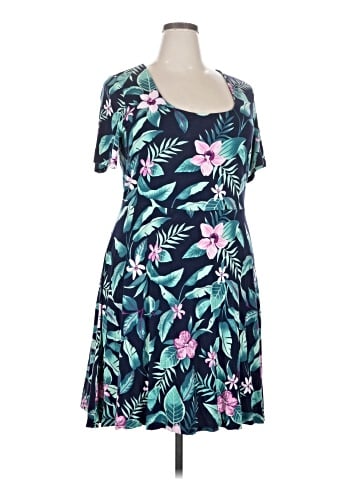 Old Navy Casual Dress (view 1)