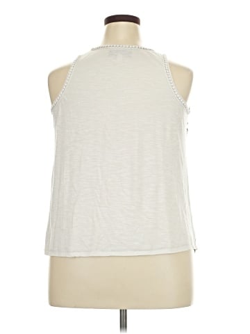 No Boundaries Sleeveless Blouse (view 2)
