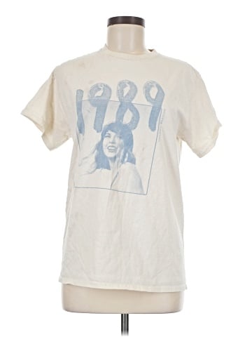 Taylor Swift Short Sleeve T-Shirt (view 1)