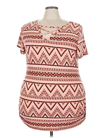 Bobbie Brooks Short Sleeve Top (view 1)