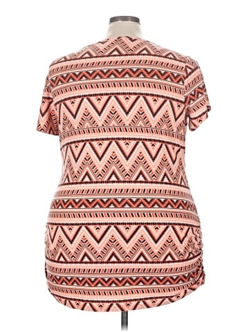 Bobbie Brooks Short Sleeve Top (view 2)