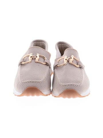 Unbranded Flats (view 2)