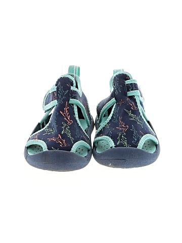OshKosh B'gosh Water Shoes (view 2)