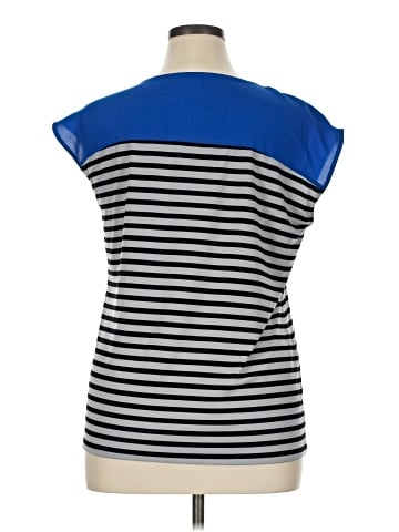 Calvin Klein Sleeveless T-Shirt (view 2)