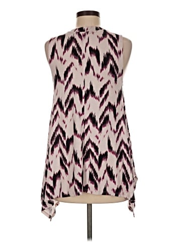 Jennifer Lopez Sleeveless Blouse (view 2)