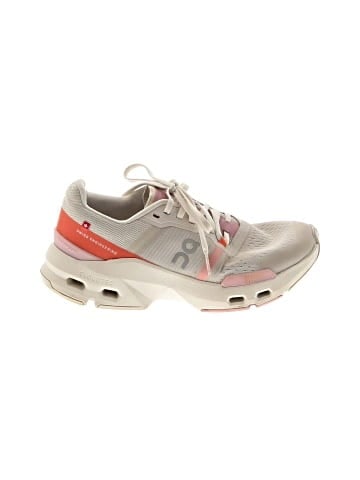 On Cloud Sneakers (view 1)