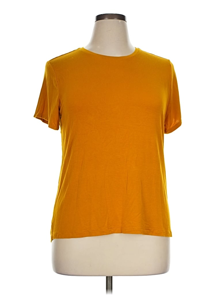 Pre-owned Nine West Short Sleeve T-shirt In Gold