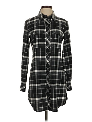 Athleta Long Sleeve Button-Down Shirt (view 1)