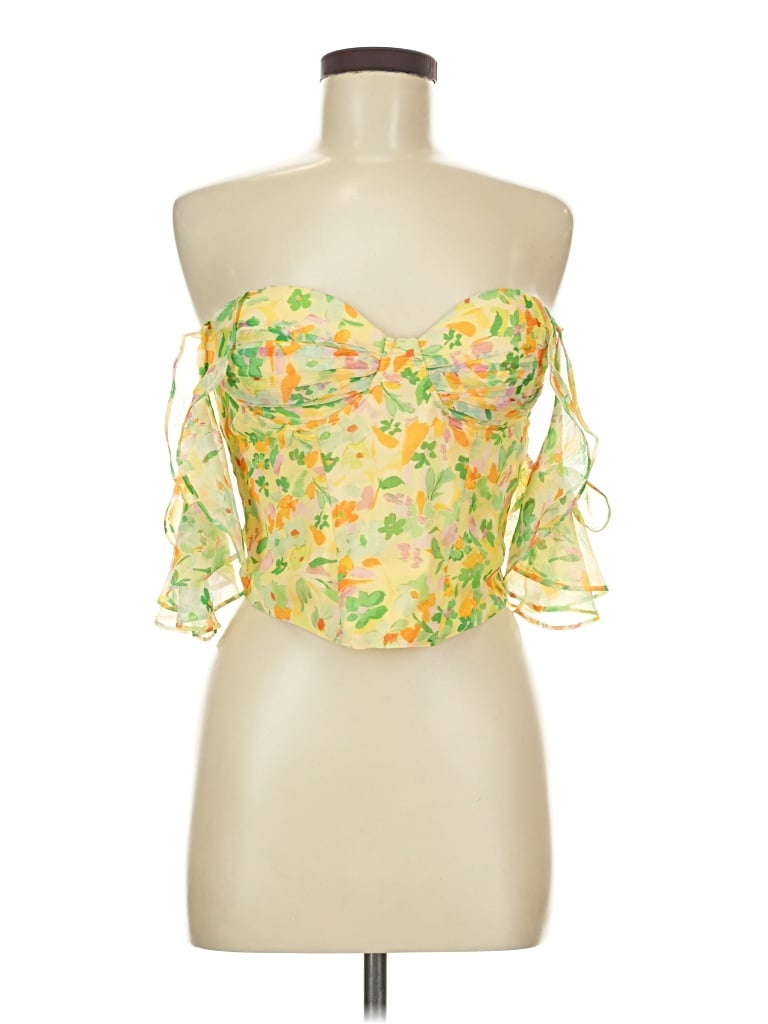 Pre-owned Astr Sleeveless Blouse In Yellow