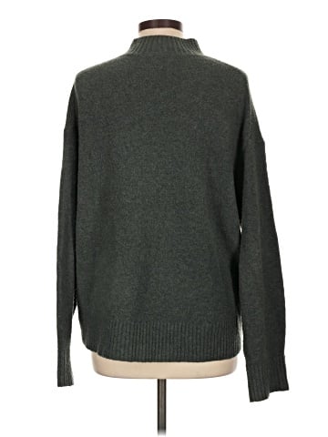 Uniqlo Turtleneck Sweater (view 2)