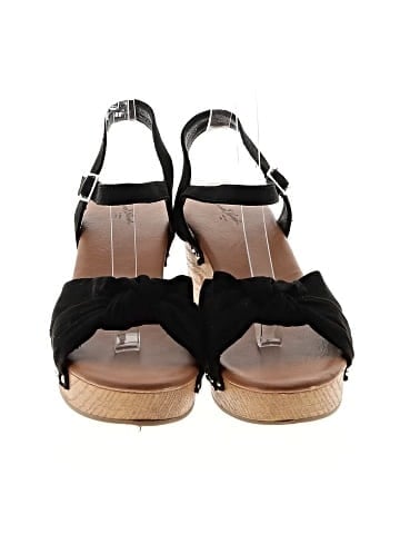 Universal Thread Sandals (view 2)