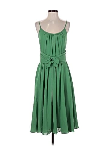 Gal Meets Glam Casual Dress (view 1)