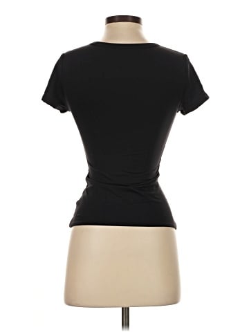 Aritzia Short Sleeve T-Shirt (view 2)