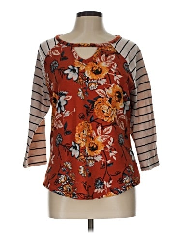 Absolutely Famous 3/4 Sleeve Top (view 1)