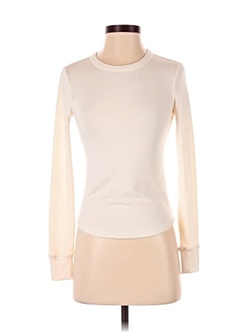 Yogalicious Long Sleeve Top (view 1)