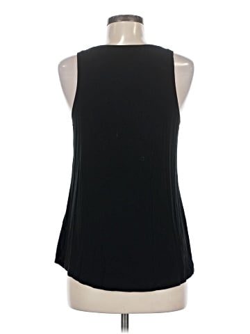 American Eagle Outfitters Sleeveless T-Shirt (view 2)